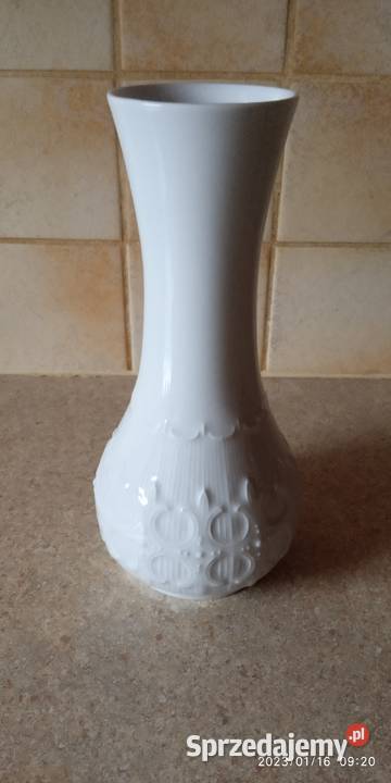 wazonik z białej porcelany Nowy Targ