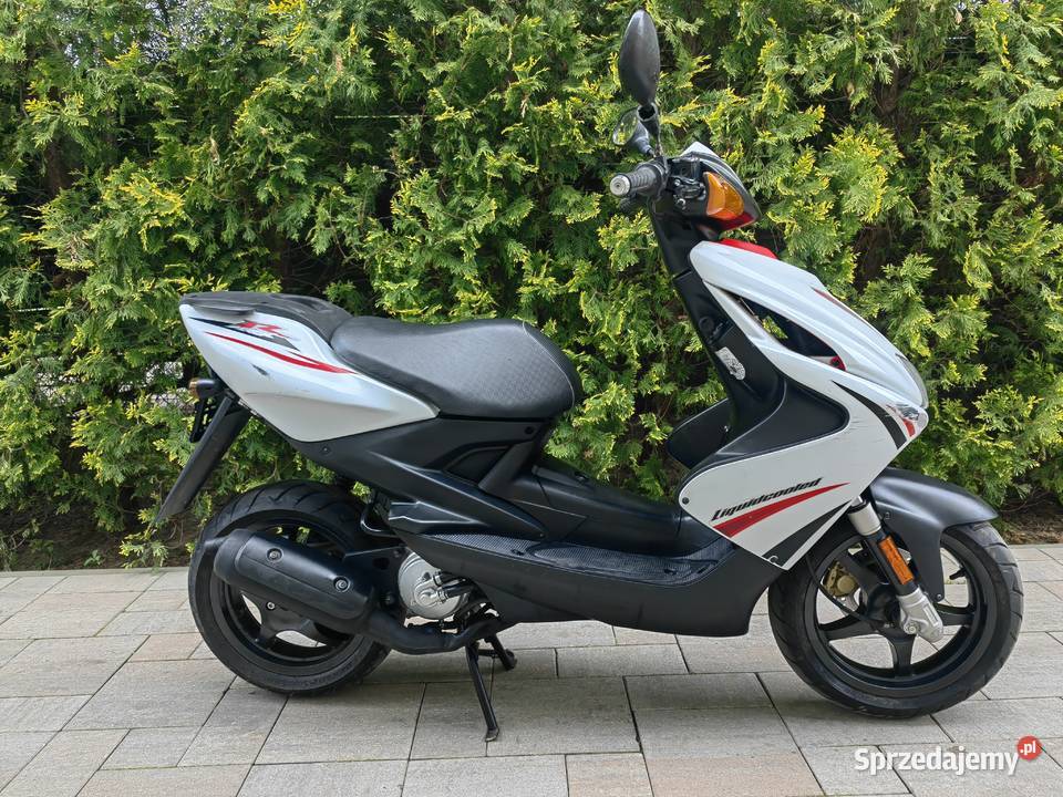 Yamaha Aerox 50 Rok produkcji 2010 Tarnów