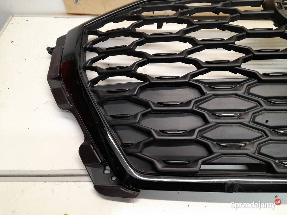 AUDI Q3 II S LINE ATRAPA CHŁODNICY GRILL