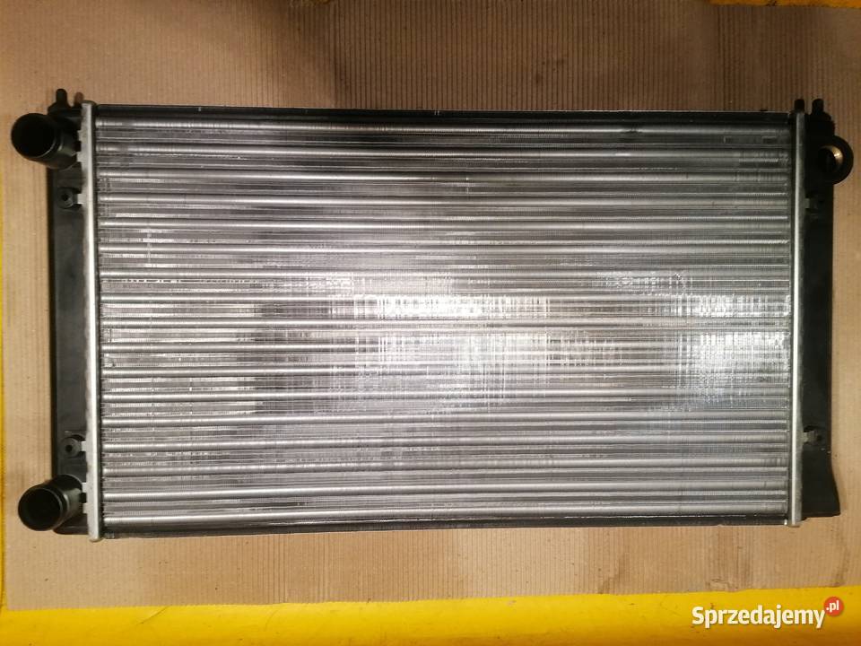 chłodnica wody nowa 18 8V VW Golf Jetta Scirocco Piotrków Trybunalski
