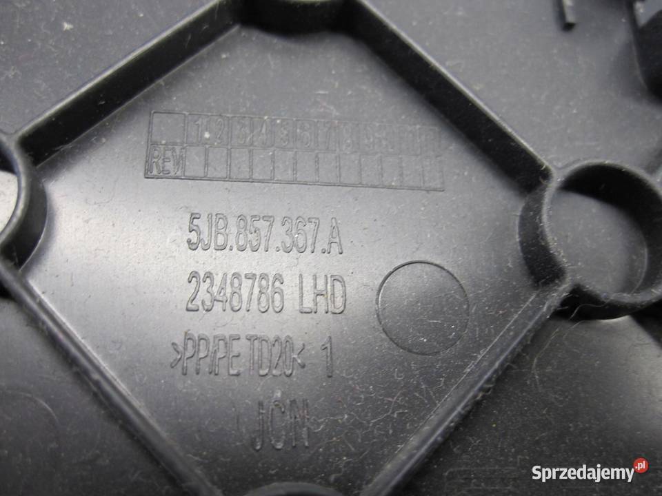 SKODA RAPID SPACEBACK gniazdo AUX USB 5JB857367A
