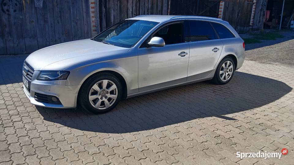 Audi A4 B8 STAN bez wkładu finansowego srebrny