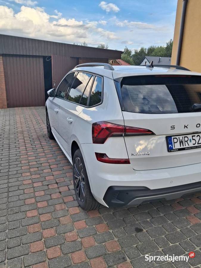 Skoda Kamiq Selection asystent pasa ruchu Podstolice