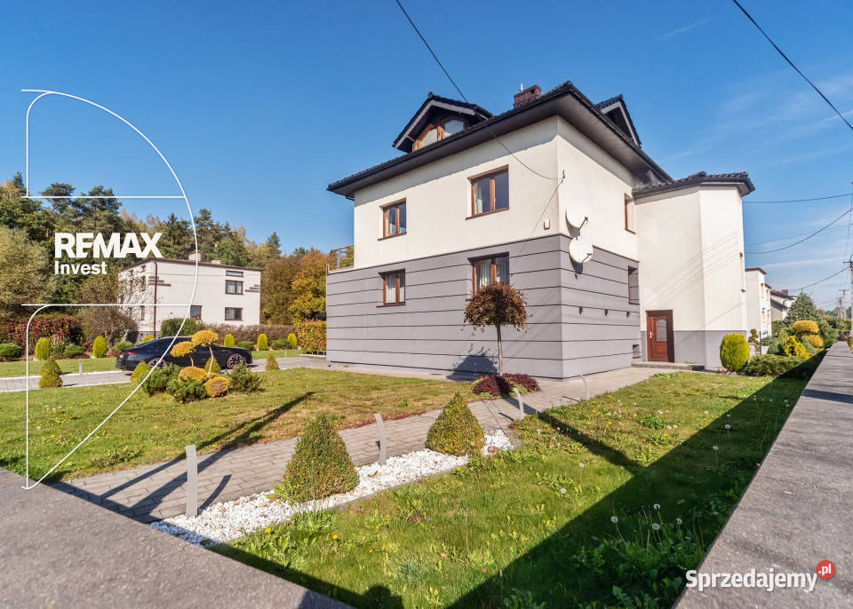 Dwa niezależne mieszkania w jednym domu balkon