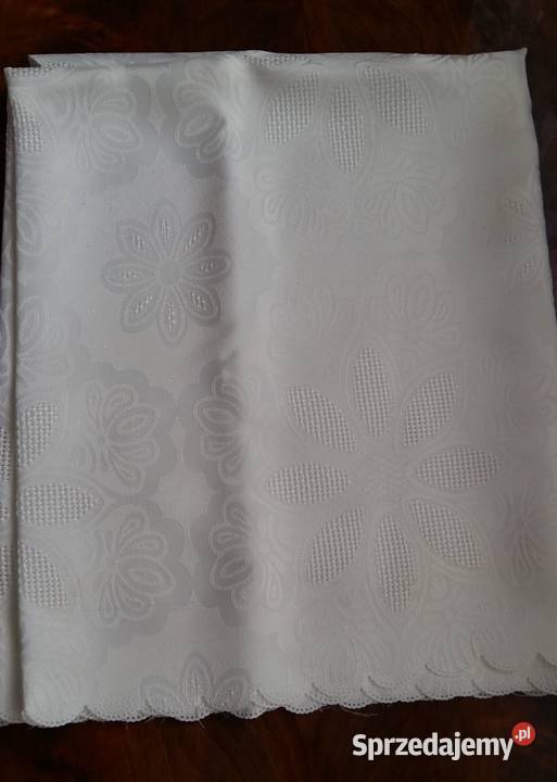 Obrus biały plamoodporny 127x74Serweta na ławę