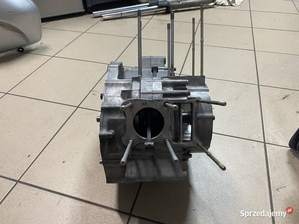 Dół silnika wał korbowy Honda Varadero XL 125 Brzeszcze sprzedam