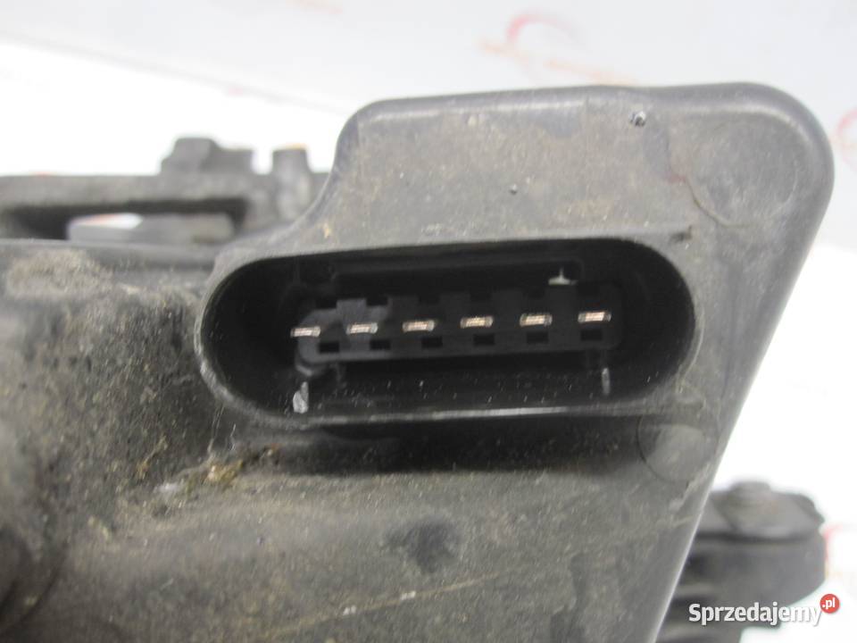 MERCEDES CLS C219 07r lampa prawa przód Kielce