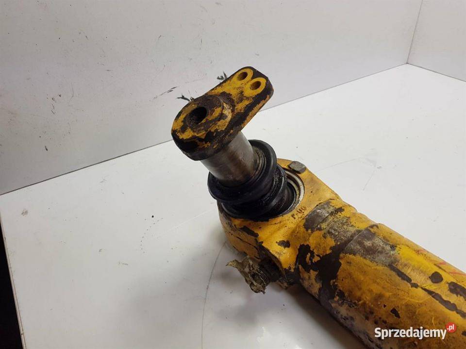 SIŁOWNIK SKRĘTU VOLVO L120F Lipno