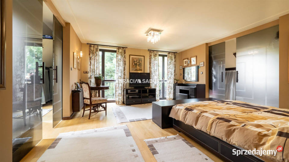 Dom wolnostojący Bibice Kwiaty Polne 230m2 230m2 małopolskie