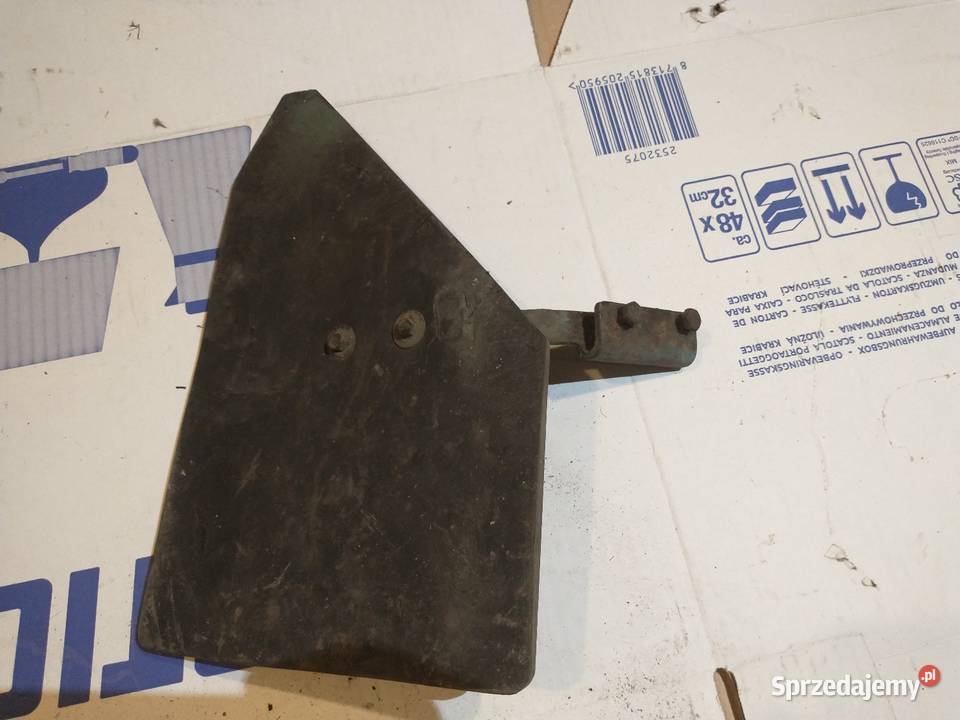 Chlapacz prawy fiat 126p FSM Łódź sprzedam