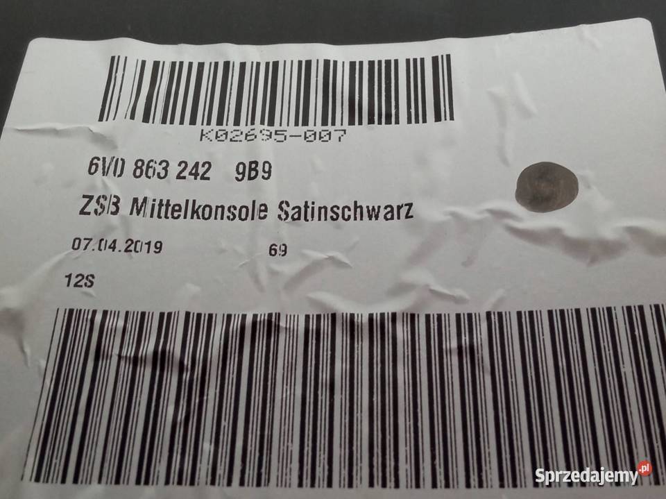 TUNEL ŚRODKOWY 6V0863242 Skoda Fabia III 2014 osobowe
