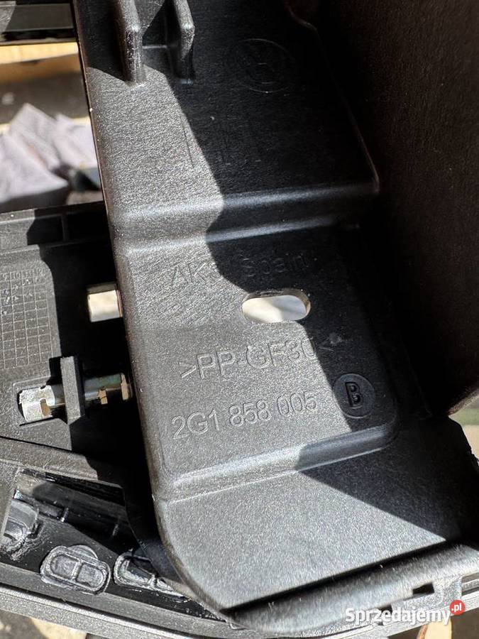 VW POLO 2G DEKOR KONSOLI DESKI PULPITU 2G1858005 Kłodzko sprzedam