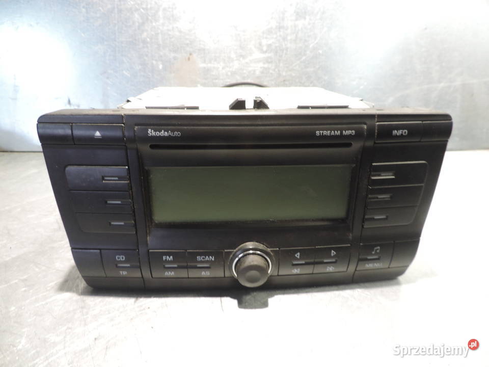 RADIO FABRYCZNE CD SKODA OCTAVIA 2 Rok produkcji 2006 Nowy Sącz