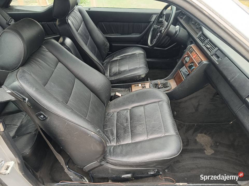 Mercedes c124 coupe wnętrze sprzedam