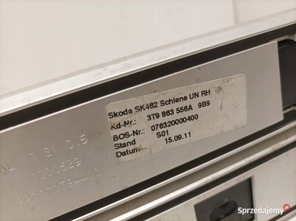 UCHWYTY SZYNA BAGAŻNIKA LEWA PRAWA KPL KOMBI Motoryzacja