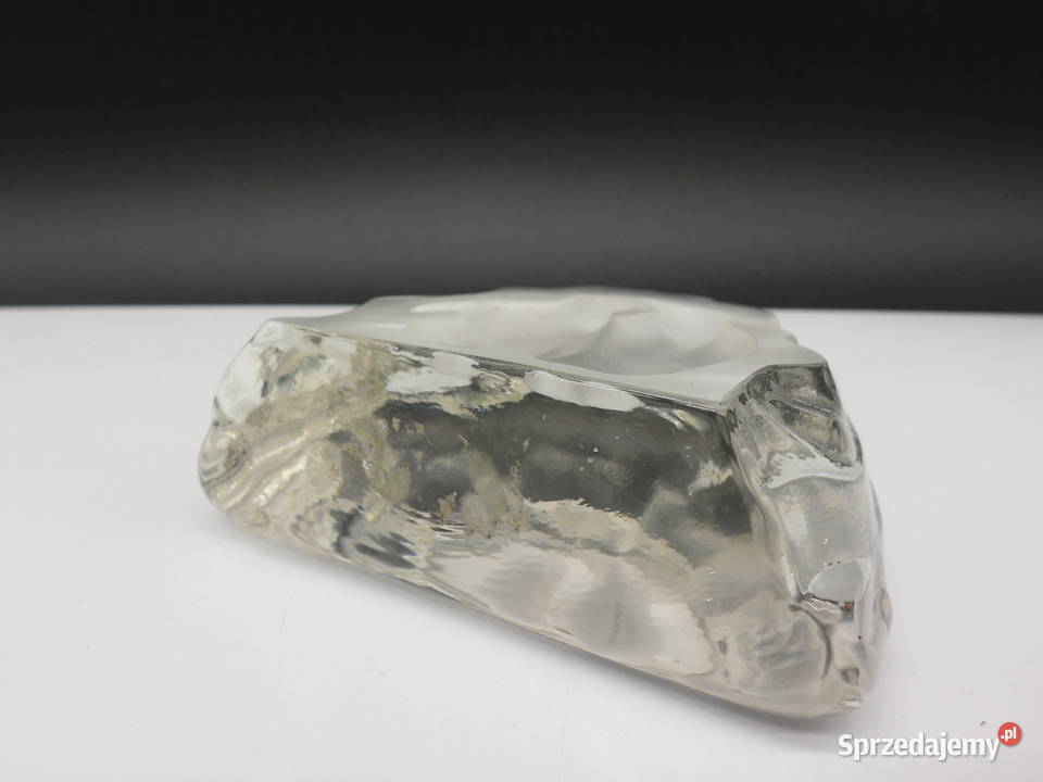 Kryształowy przycisk do papieru SZWECJA