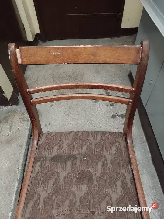 KRZESŁO DREWNIANE PRL Wołomin