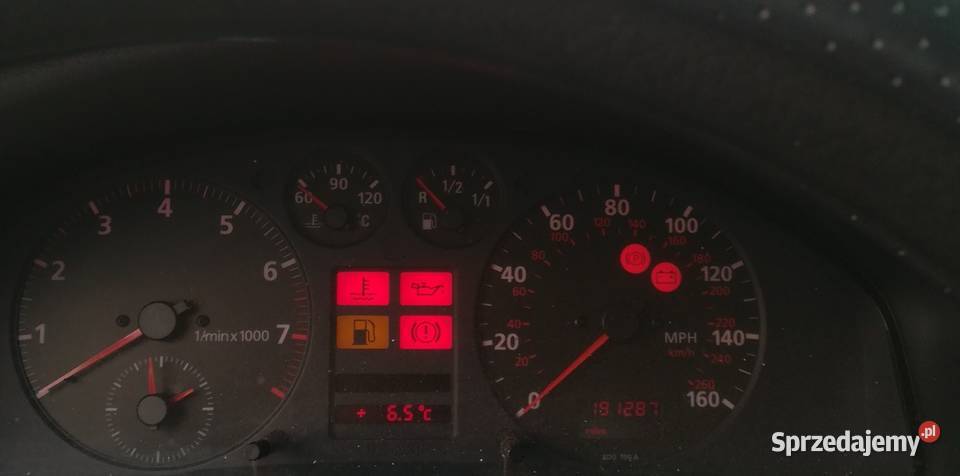 Sprzedamzamienię A4b5 19tdi długie opłaty srebrny