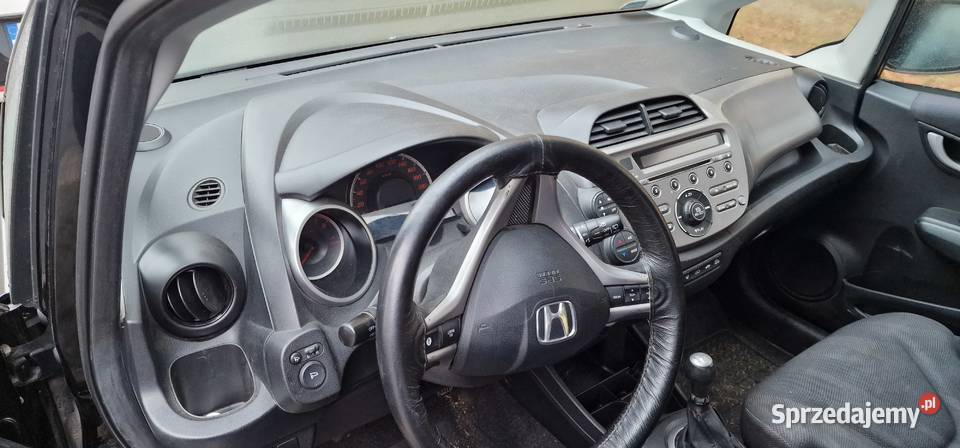 Sprzedam samochód Honda Jazz sprowadzona z benzyna
