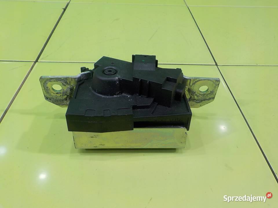 MERCEDES A W176 15 CDI 15r HB 5D zamek klpay tyl Drzwi Suków