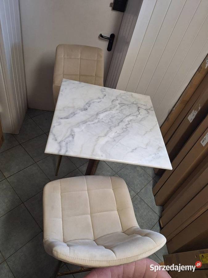 Stół marmurowy wysoki plus dwa hokery Stoły wielkopolskie Poznań sprzedam