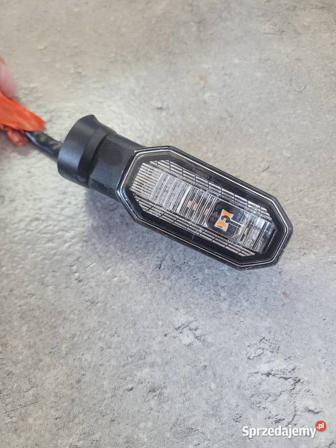 Suzuki GSX 8 R GSX8R oem kierunkowskaz Nowy Tomyśl