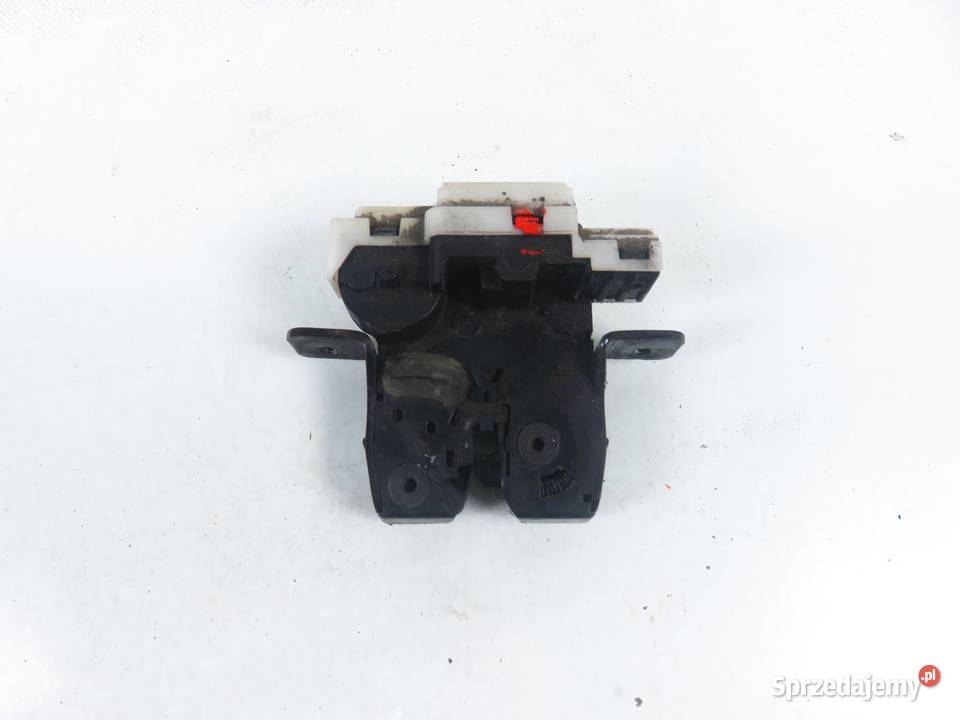 ZAMEK KLAPY RENAULT MODUS 8200948107 osobowe