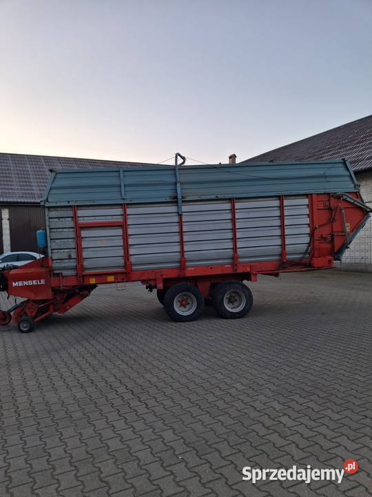 Przyczepa samozbierająca mengele