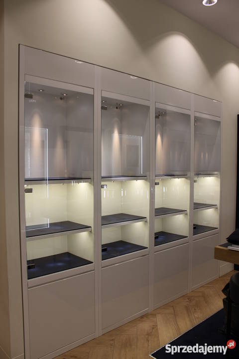 Sprzedam meble sklepowe jubilerskie Warszawa