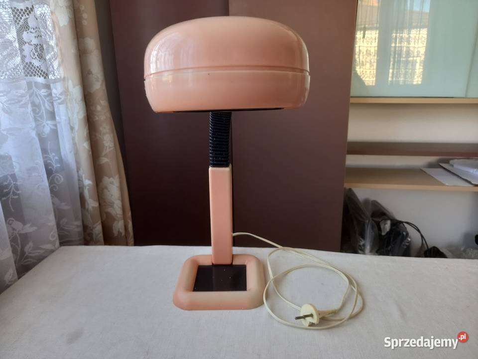 Lampka na biurko z czasów PRLU Lampki biurkowe Tomaszów Lubelski