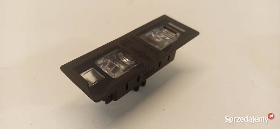 AUDI A5 8W LAMPKA REJESTRACJI 8W6943021A