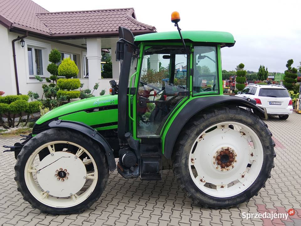 Ciągnik Deutz Fahr AgroPlus 85 pełzaki 2
