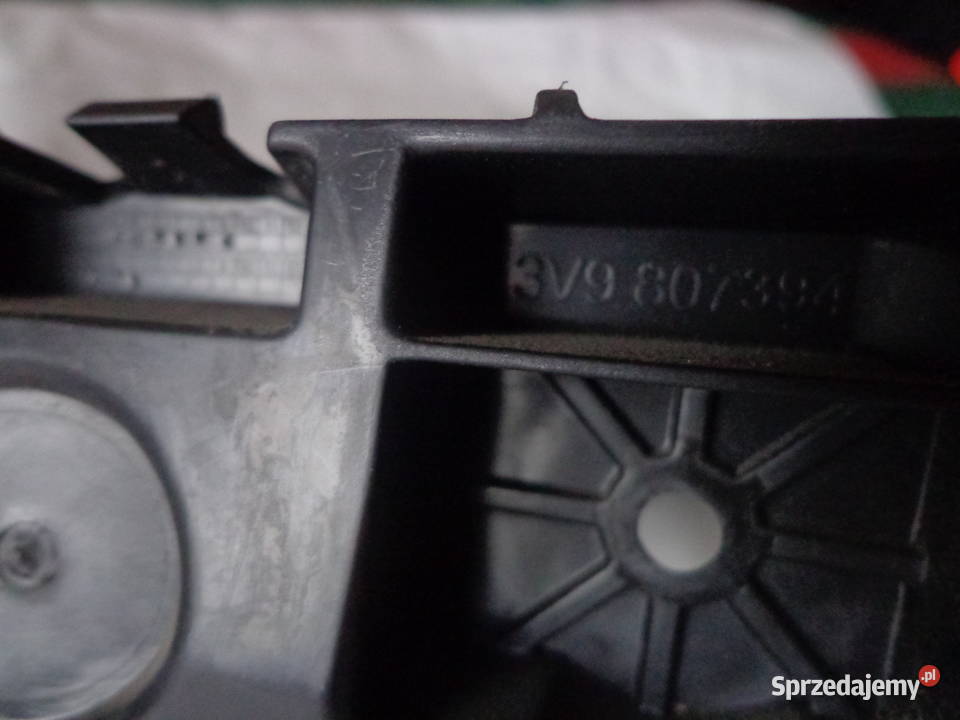 Skoda Superb III Kombi 3V9 Ślizg mocowanie