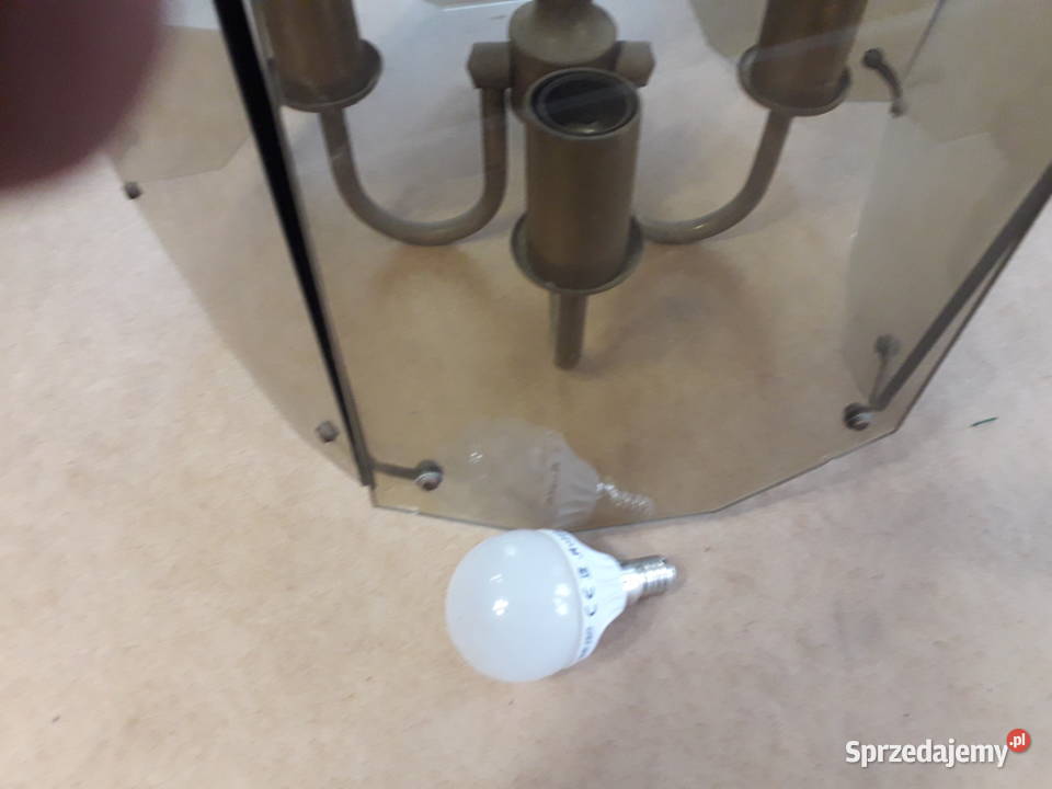 Lampa wisząca sześć bocznych osłon w kształcie małopolskie Kraków