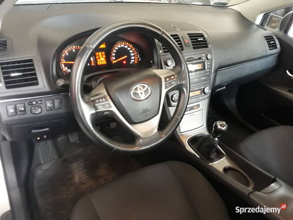 Toyota Avensis z salonu prywatnego właściciela manualna