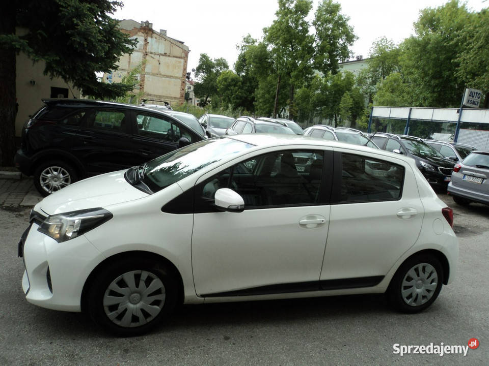 Toyota Yaris sprzedam toyote Yaris III 20112019 komputer pokładowy sprzedam