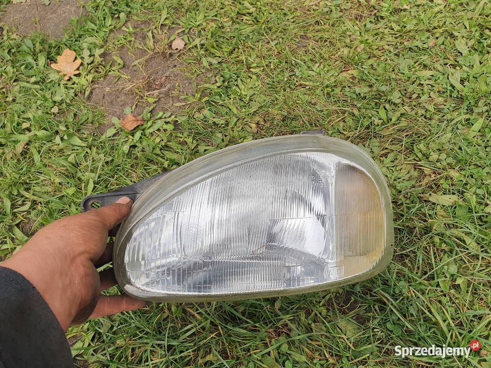 Lampa przednia lewa Opel Corsa B 9300 valeo Lampy przednie Kraków sprzedam
