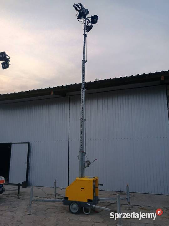 maszt oświetleniowy LED 4 x 160W Atlas Copco lubelskie Końskowola