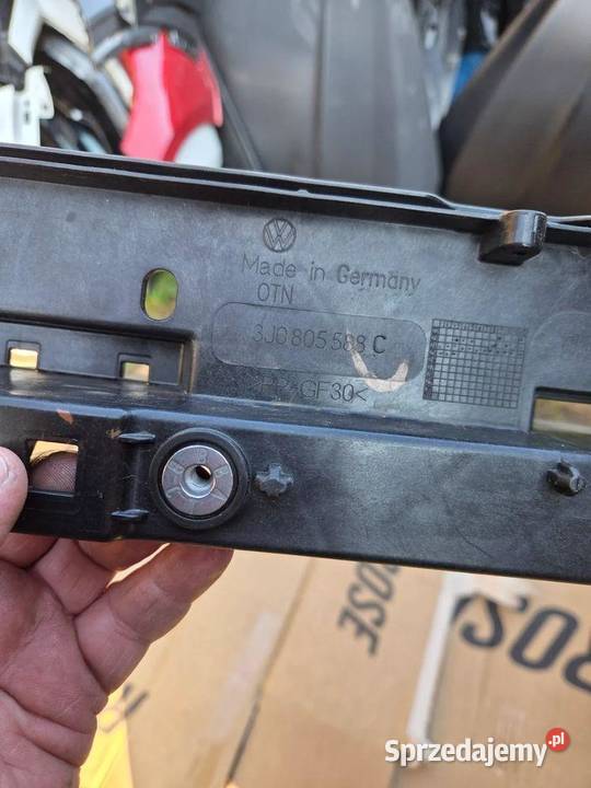 Pas przedni wzmocnienie czołowe VW Passat B9