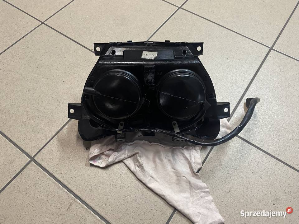 Reflektor lampa przód Honda Varadero XL 125 Pozostałe Brzeszcze sprzedam