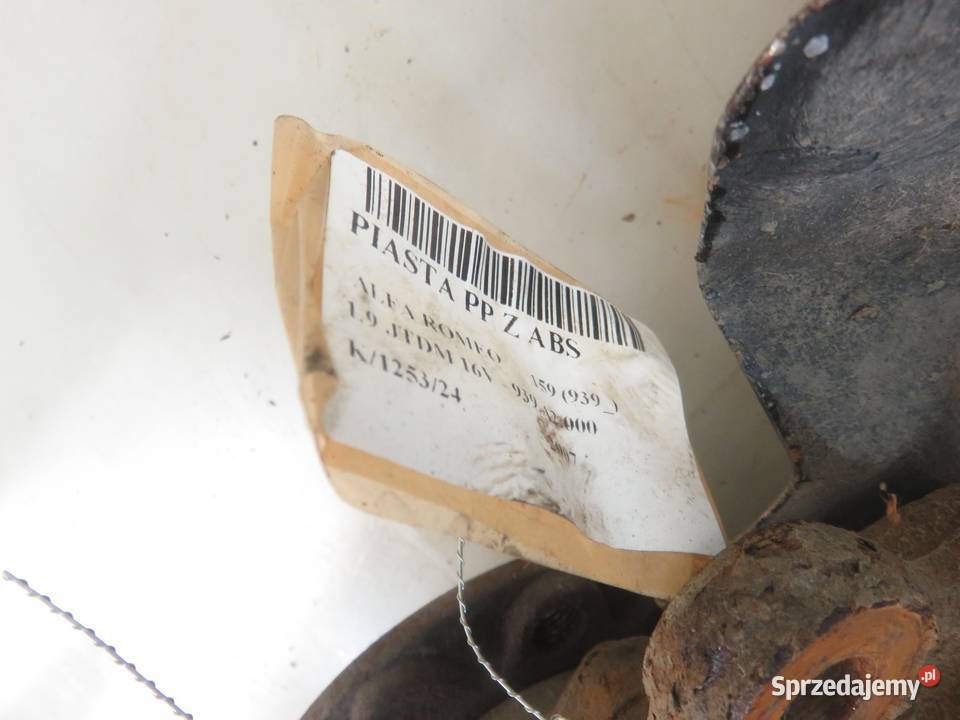ZWROTNICA PRZEDNIA PRAWA ALFA ROMEO 159 19 JTDM Piasty i łożyska kół małopolskie