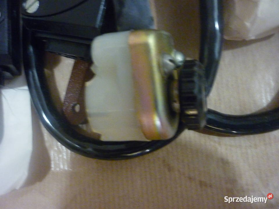 R123 przełącznik napierśny