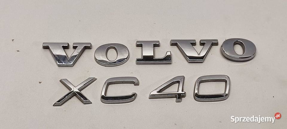 VOLVO XC40 EMBLEMAT ZNACZEK KLAPY sprzedam