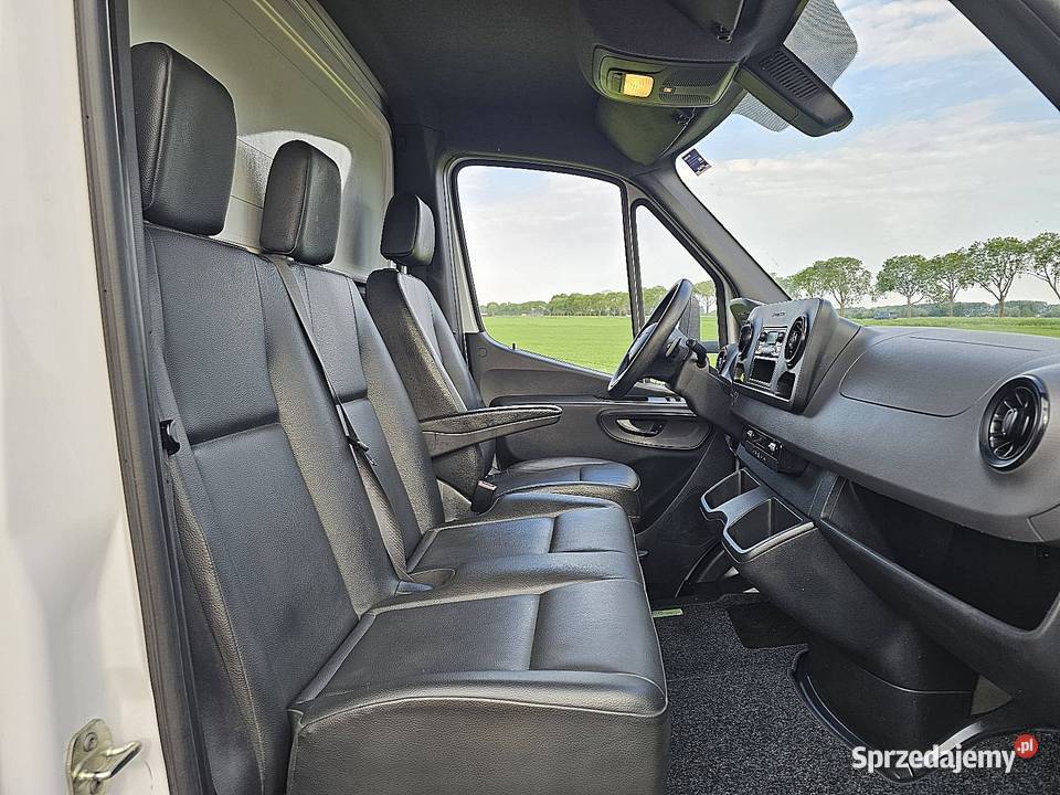 MercedesBenz SPRINTER 314 kontener winda automatyczna Motoryzacja pomorskie sprzedam