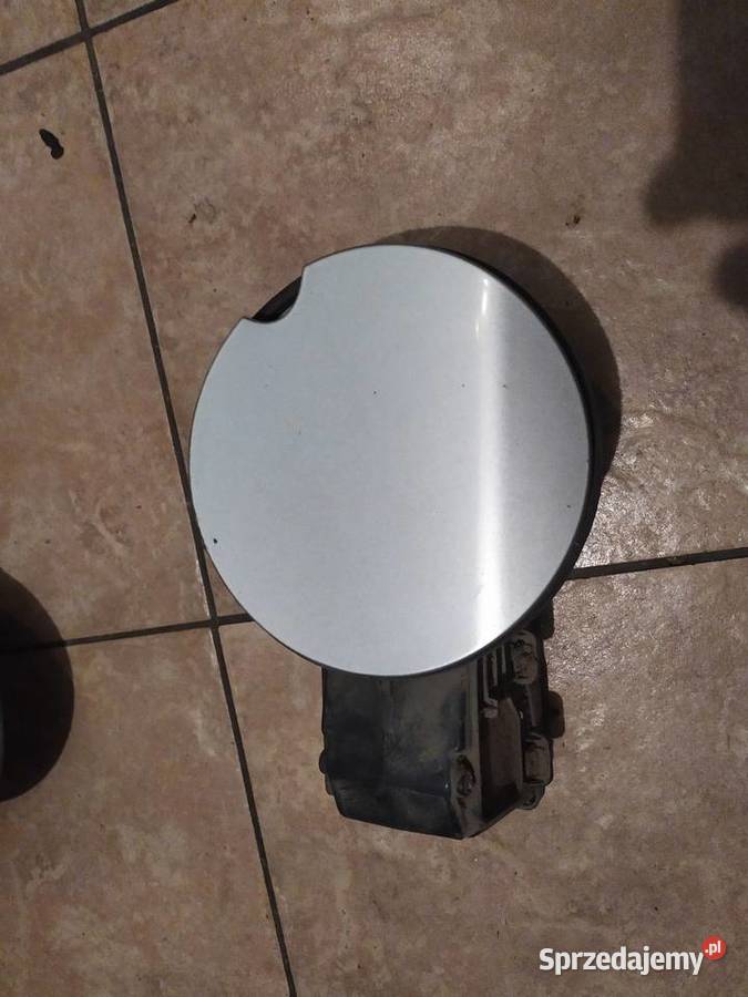 Klapka wlewu paliwa Renault Megane 3 III kombi wielkopolskie Trzemeszno