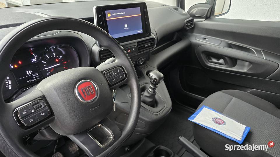 Fiat Doblo 12 B przebieg 16 43 000 PLN netto Nowy Świętów