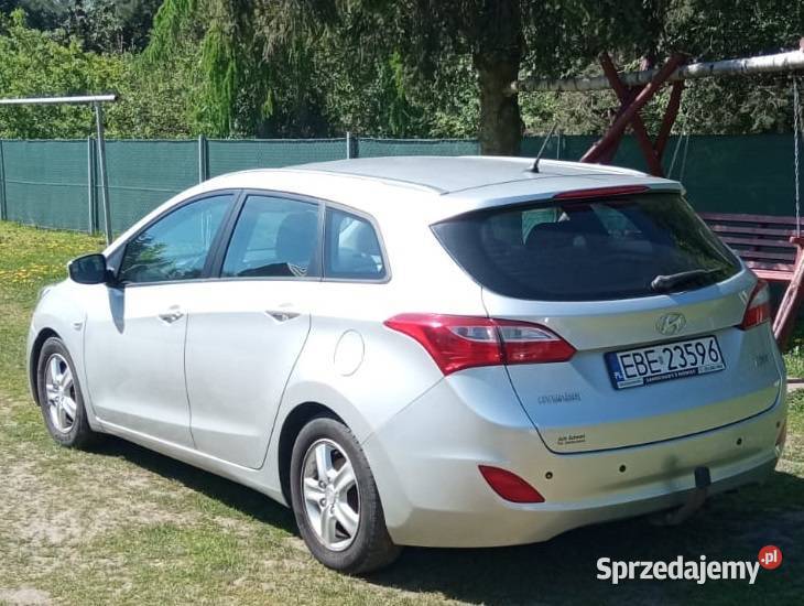 Hyundai i30 kombi 16 CRDI Zadbany elektryczne szyby Drużbice sprzedam