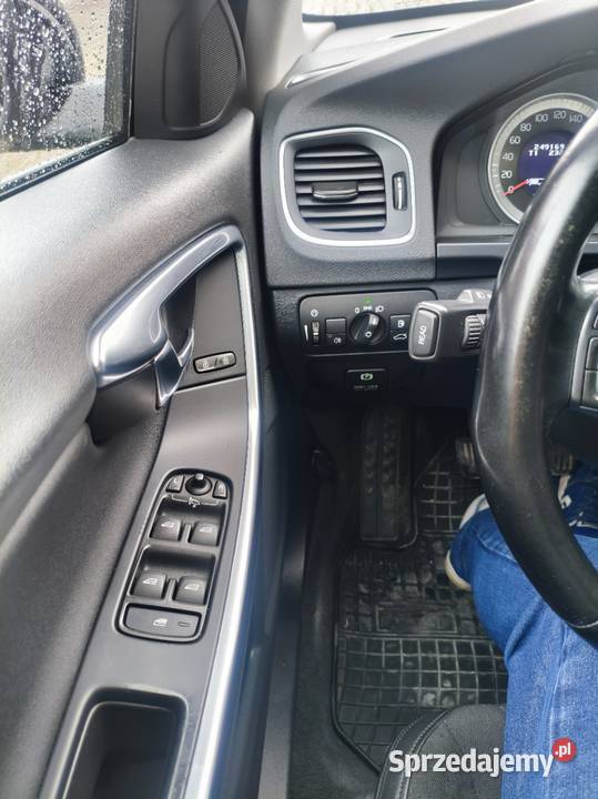 Volvo S60 benzyna pełna historia serwisowa Piotrków Trybunalski