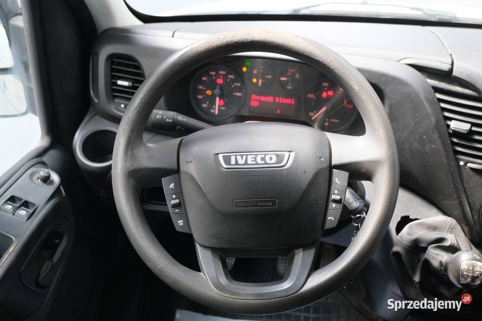 IVECO 35S15 2015 228700 ccm 145