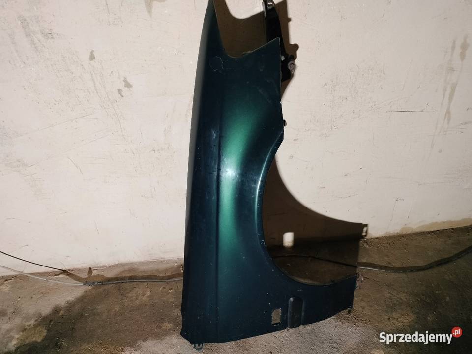 Błotnik prawy Honda Civic VI 97r lift Zbaków Górny
